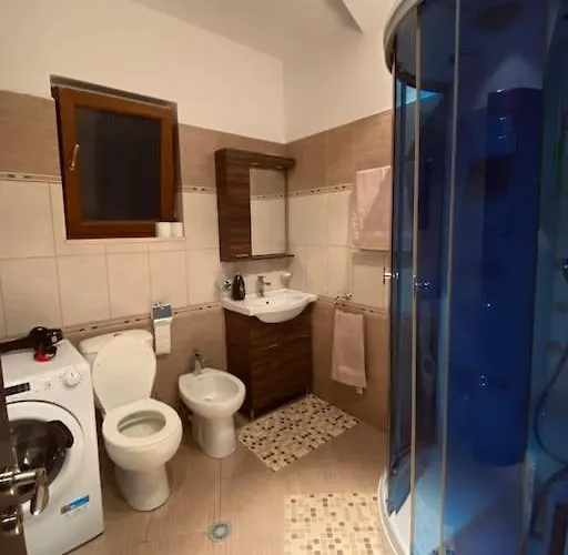 Cozy Corner - In Korce